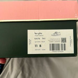 Kate Spade fez glitz sneakers